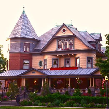 Готель Union Gables (Adults Only) Саратога-Спрінгс Екстер'єр фото
