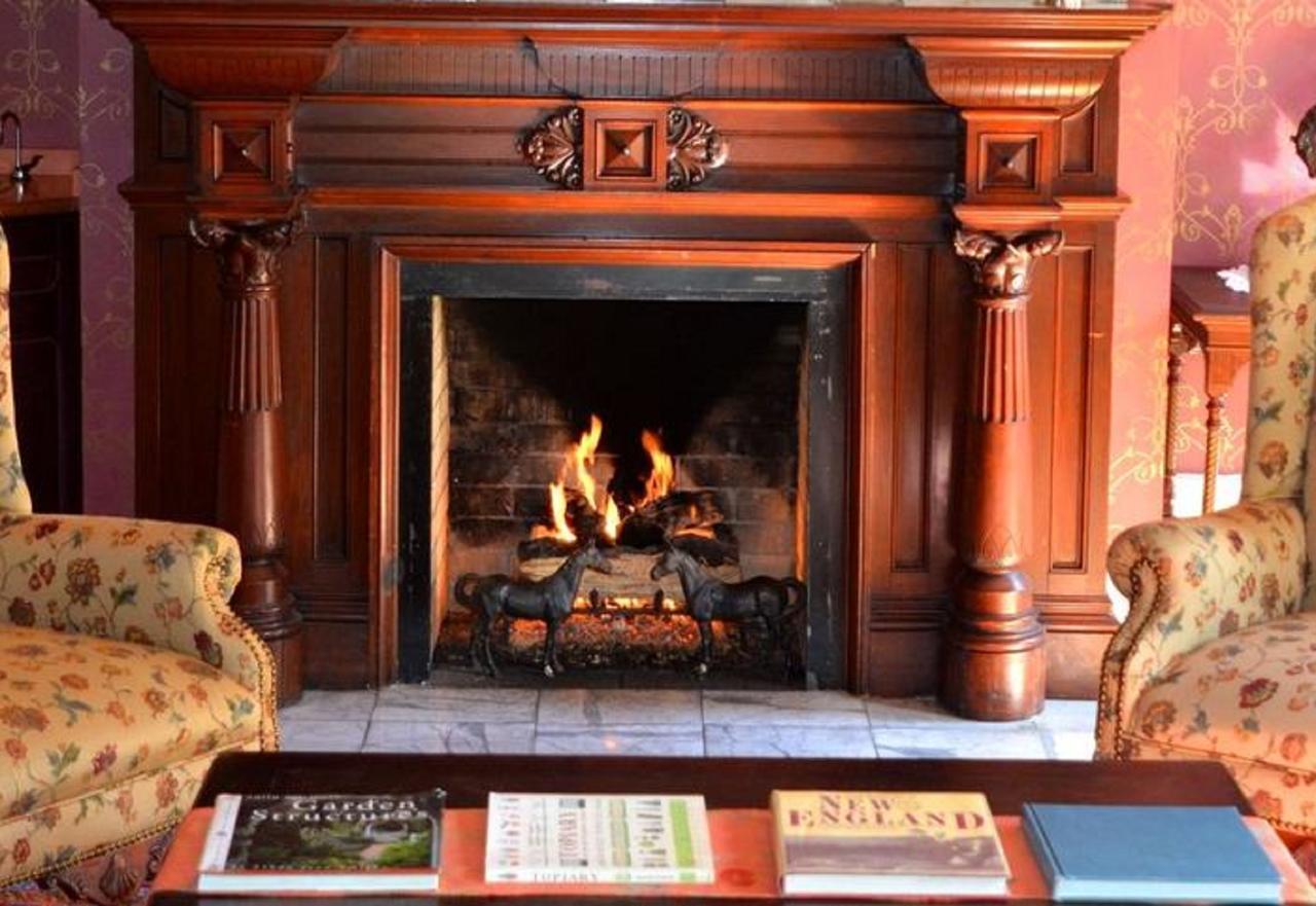 Готель Union Gables (Adults Only) Саратога-Спрінгс Екстер'єр фото