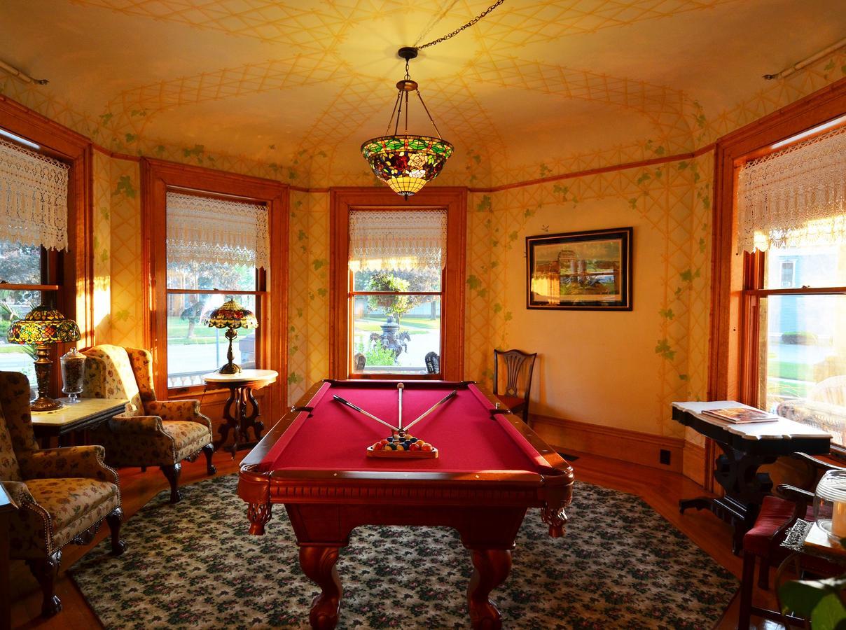 Готель Union Gables (Adults Only) Саратога-Спрінгс Екстер'єр фото