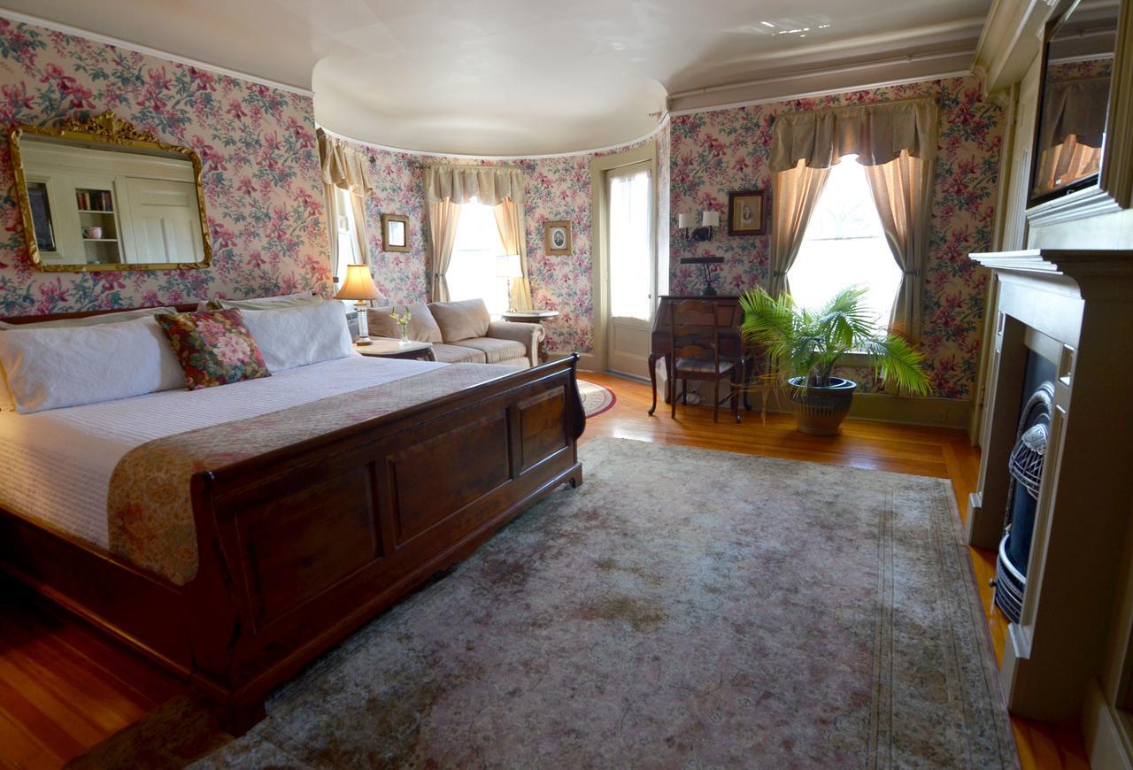 Готель Union Gables (Adults Only) Саратога-Спрінгс Екстер'єр фото