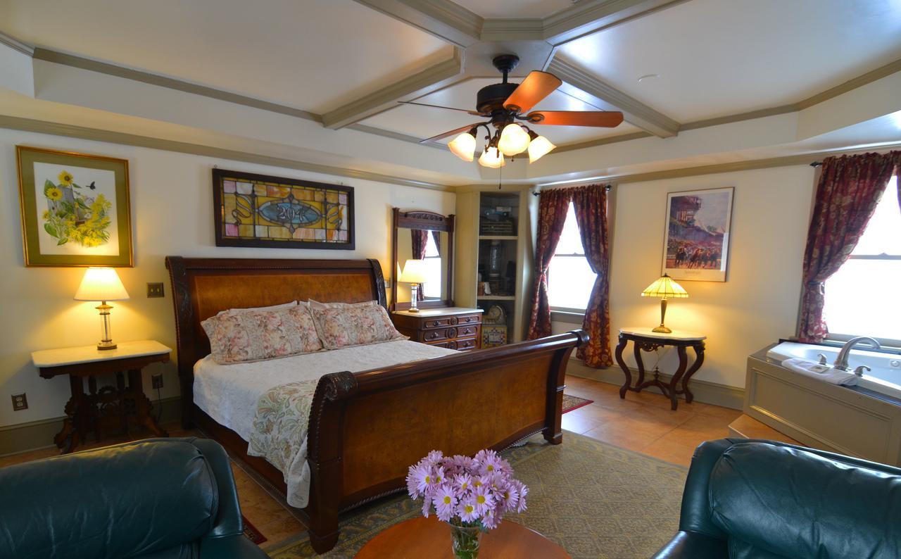 Готель Union Gables (Adults Only) Саратога-Спрінгс Номер фото