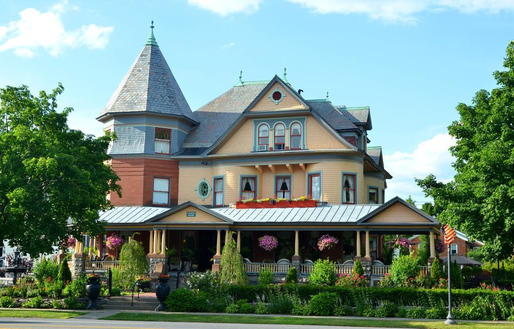 Готель Union Gables (Adults Only) Саратога-Спрінгс Екстер'єр фото